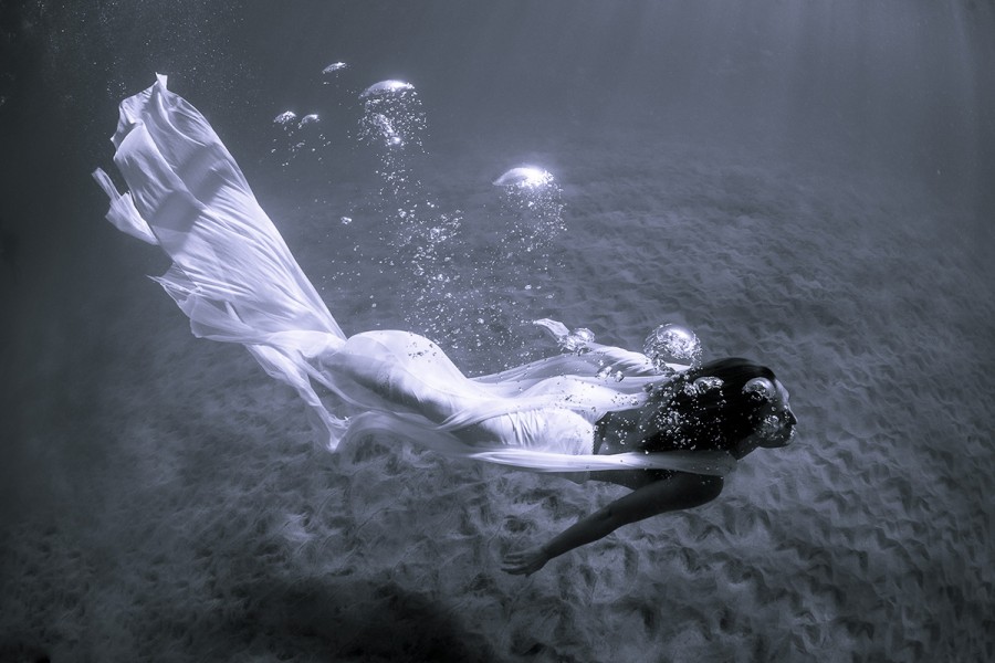 Ondine-Underwater-2-Damien-Poullenot